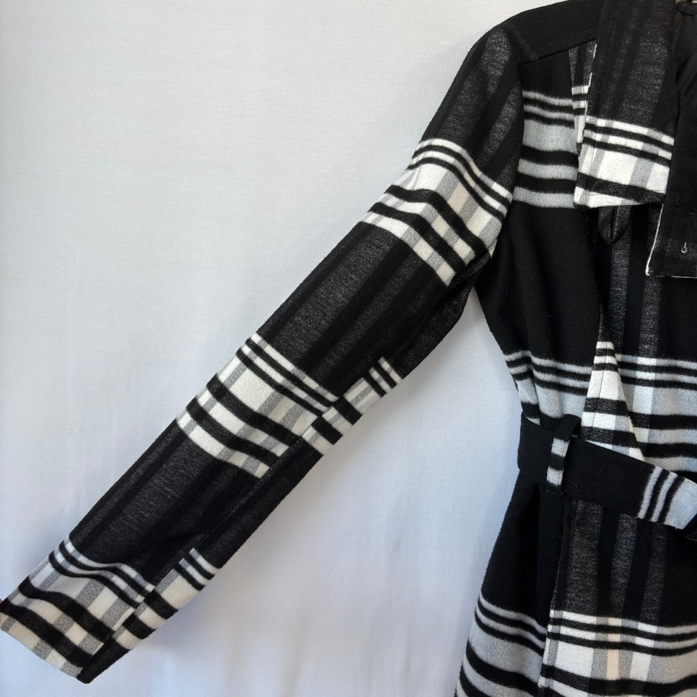 BCX Coat Black & White Plaid L Belted Statement Maximalist Art to Wear - Picture 3 of 10